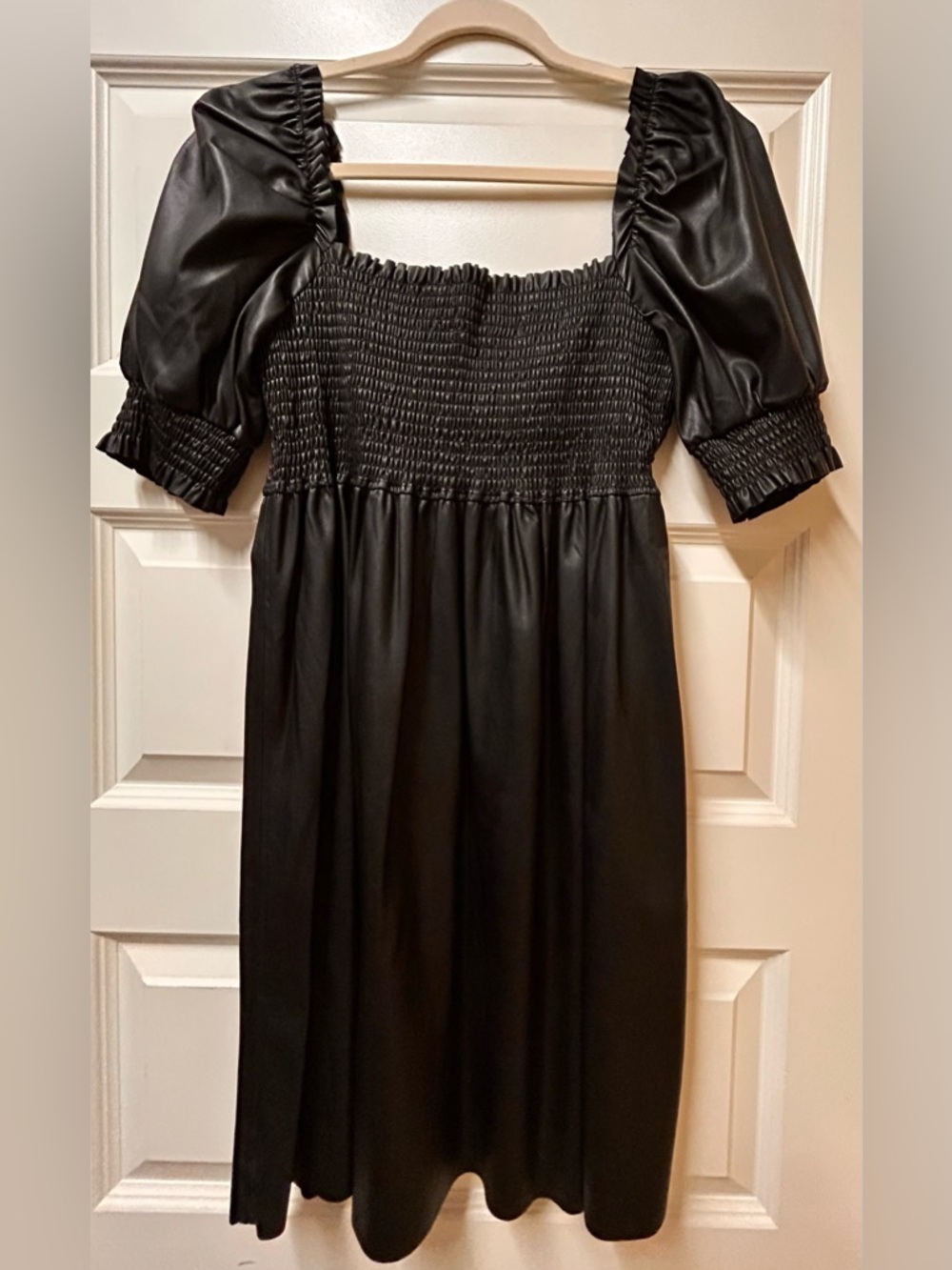 7 For All Mankind Black Smocked Puff-Sleeve Women’s Dress